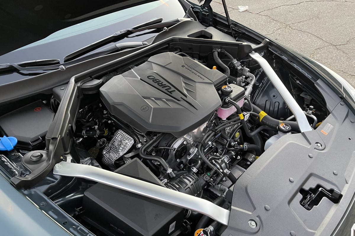 Which kia stinger gt engine is the right one for you? (Easy tips to help you pick!)