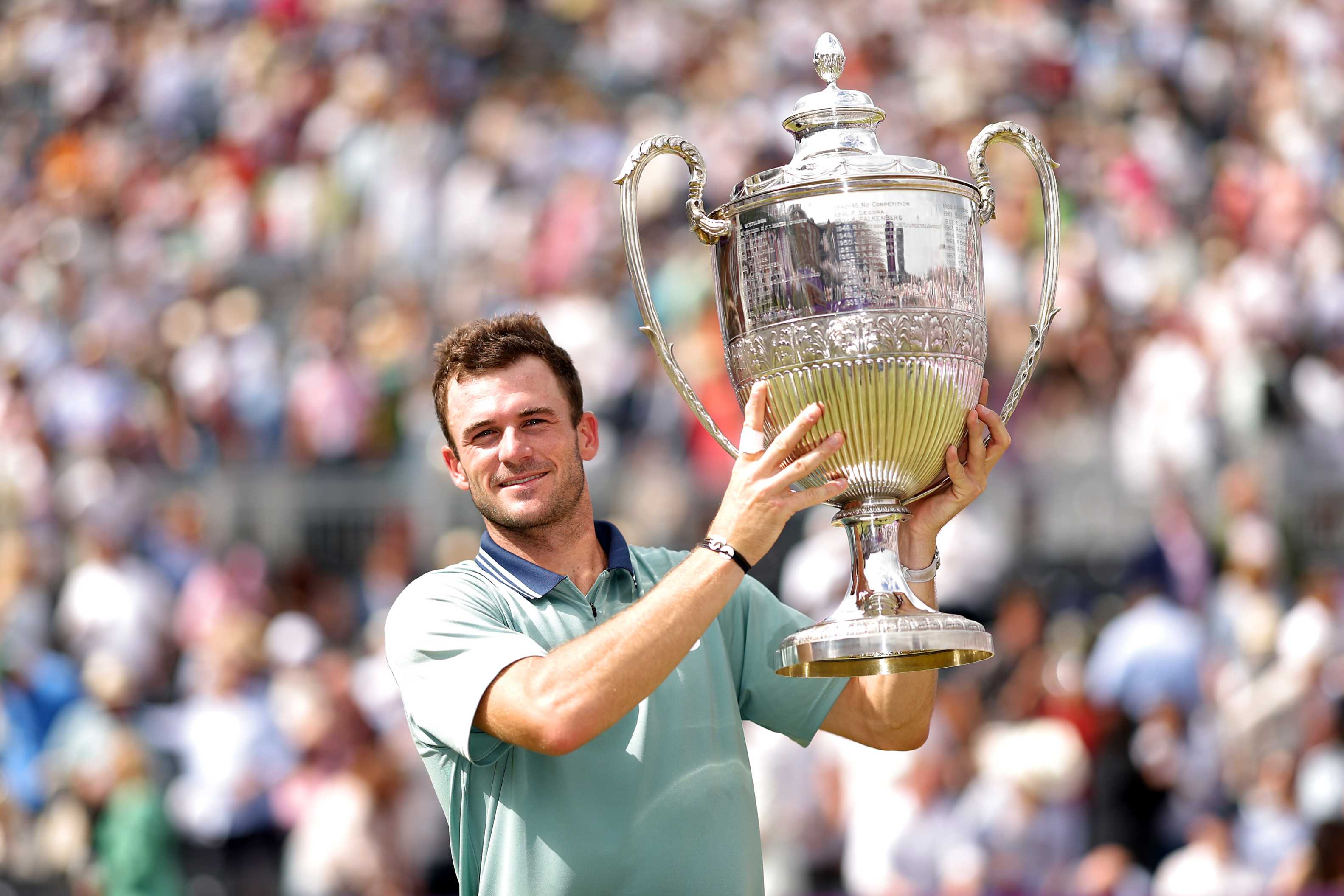 Who are the top players at atp.queens? See the complete list of stars competing this year.